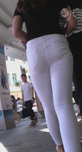 重口味白裤宽大臀小少妇