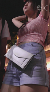 宽臀牛仔热裤MM