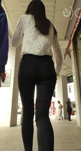 好身材紧黑裤MM