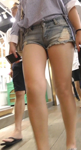 白领丽人丰腴诱惑