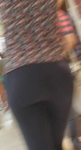 跟拍少妇超市买鞋