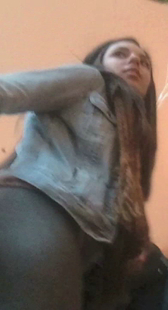 大屁股小妹长得靓