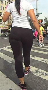 细腰大屁股真不协调啊