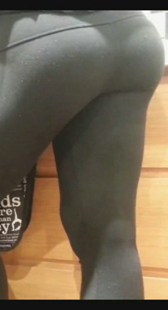 商场紧身包臀黑裤