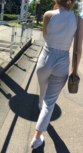 包臀西裤透内痕妹子