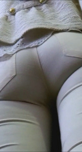 极品白裤小妹上电梯