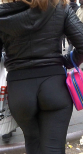 大屁股黑包臀洋妞