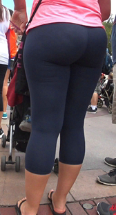 七分黑裤大屁股