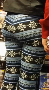 条纹布裤大翘臀少妇