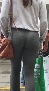 超紧灰裤包臀少妇