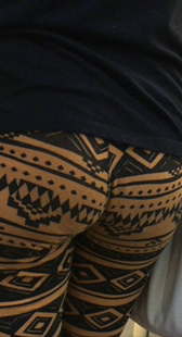 花裤紧臀大妈视频