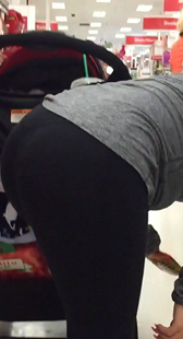 商场黑裤这姿势