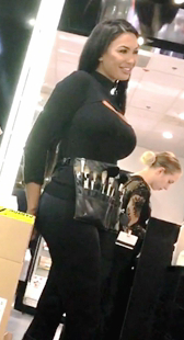 性感胸器真是少见啊