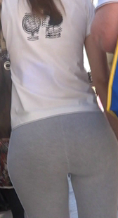 白紧健美裤熟女臀