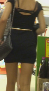 商场超短裙少妇