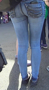 包臀紧牛大屁股