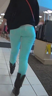 跟拍紧牛小骚妇