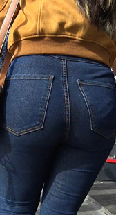 超大号蓝牛熟女臀