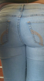 包臀牛仔裤熟女