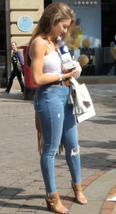 超紧饱满肥臀胸器少妇