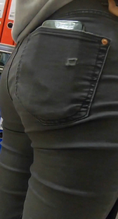 超紧黑牛仔肥臀少妇