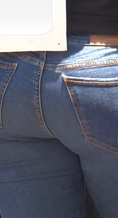 超紧牛仔大肥臀重口味少妇