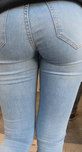 超紧灰牛仔饱满肥臀