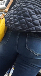 紧身牛仔裤重口味洋妞