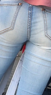 超紧牛仔深沟少妇