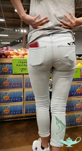 超市紧身包臀牛仔裤妹子