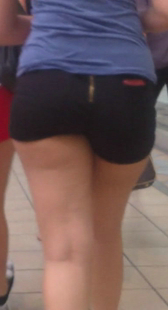 超紧热裤屁股大