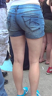 紧牛少妇屁股大又翘