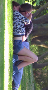 大白天手伸进摸胸器啊