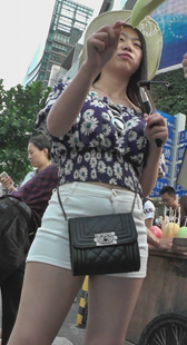 超宽大臀紧内痕小少妇