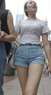 超极品长腿热裤性感三角美女