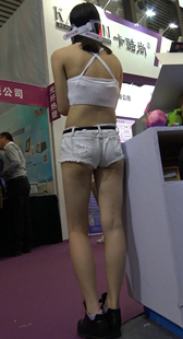 面目护理仪器女模特MM