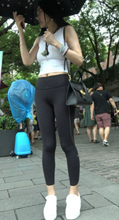 极品紧身瑜伽裤美女