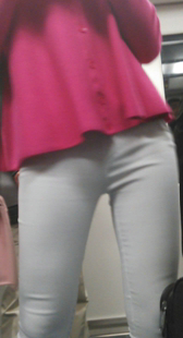 白裤前面金三角