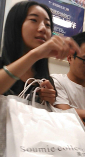 时尚美女白裤第二季