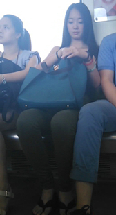 绿色长腿美臀OL