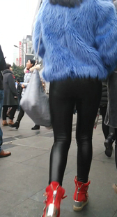 紧身牛仔裤加皮裤