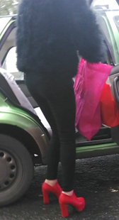 时尚性感黑裤美女