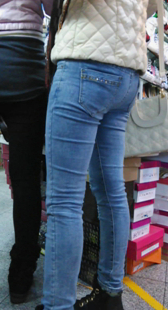 淡蓝性感紧身牛仔裤第二季