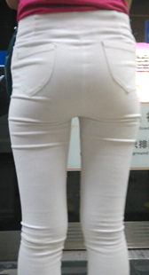 性感大宽臀白裤美内痕啦