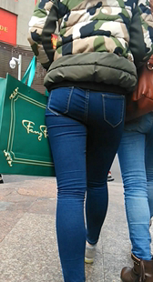 圆臀蓝牛成熟少妇