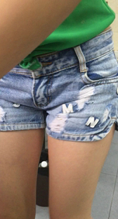 蓝牛热裤老板娘真骚