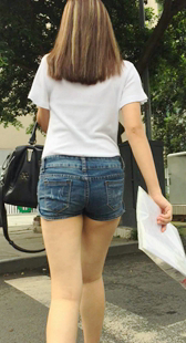 极品热裤大屁股凸三角少妇