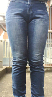 模拍诺诺第四季牛仔裤前后特写