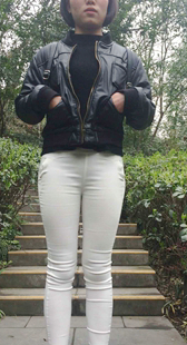 模拍小夕第一季超紧白裤透内痕