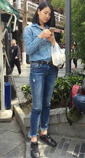 极品牛仔饱满翘臀美女第一季